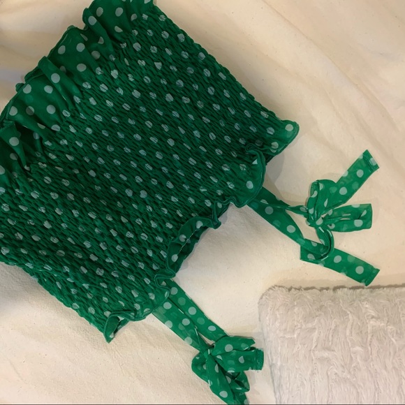 green polkadot tank from zara 💚 - Picture 4 of 5